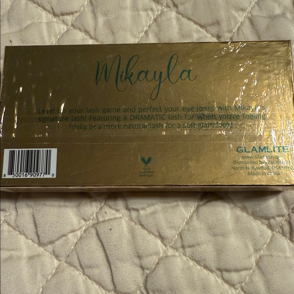 Mikayla X Glamlite High Fashion False Lashes - Black - Picture 2 of 2